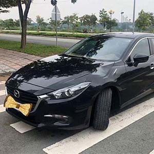 Bán Mazda 3 1.5AT đời 2018 đã đi 28000km